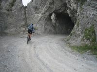 Abfahrt im Tunnel